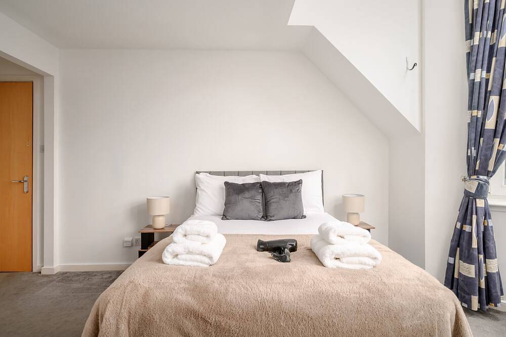 Pentland Hills Views - Cosy Room in Shared Accommodation - Edinburgh in Edinburgh, Edinburgh and Lothian