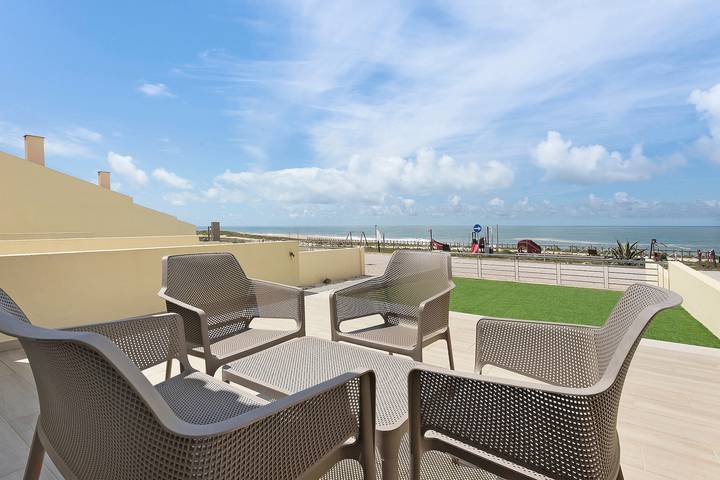 Location de vacances pour 6 personnes, avec Balcon et Jardin à Nazaré - 2