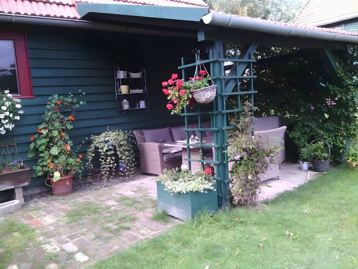 Ganze Wohnung, Ferienwohnung 'FeWo Hannehof' mit Gemeinschaftsterrasse, Gemeinschaftsgarten und WLAN in Tessin, Mecklenburgische Ostseeküste