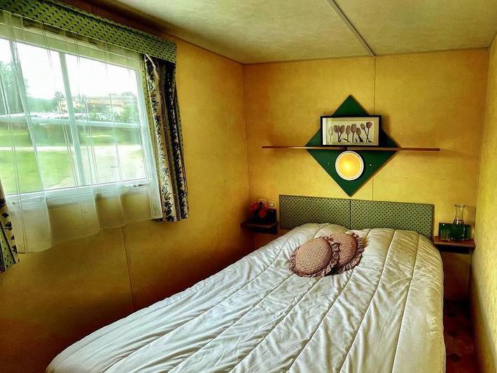 Camping De La Belle Etoile - Mobilheim 4 personen - Mh2 Mercure Komfort in Saint-Bonnet-le-Château, Montbrison