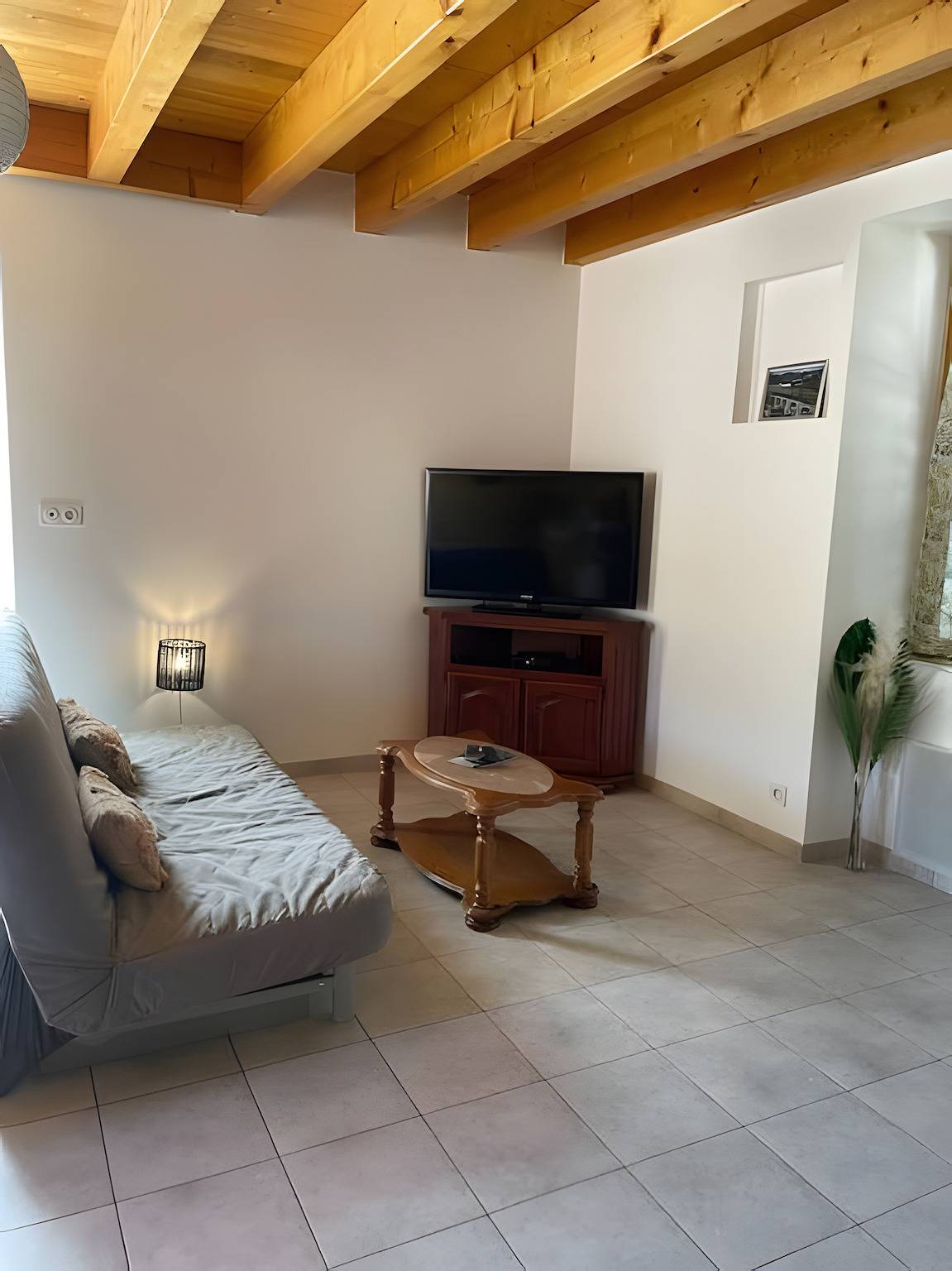 Finca 'Le Bacci' mit Bergblick, Privatem Garten und Wi-Fi in Vals-les-Bains, Parc naturel régional des Monts d'Ardèche