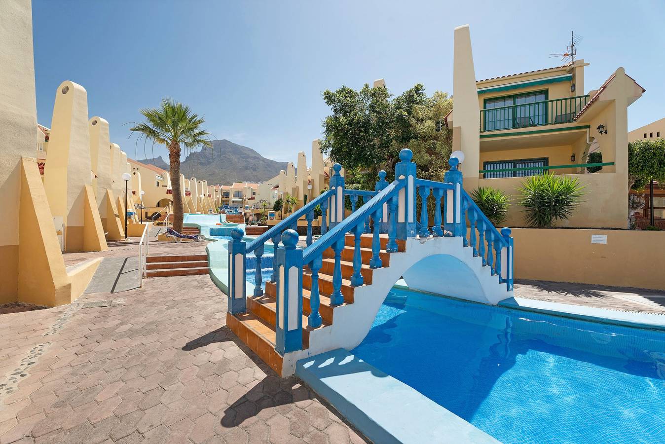 Ganze Wohnung, Ferienwohnung 'Dreams Holidays' mit gemeinschaftlichem Pool, Wlan und Klimaanlage in San Eugenio Alto, Adeje