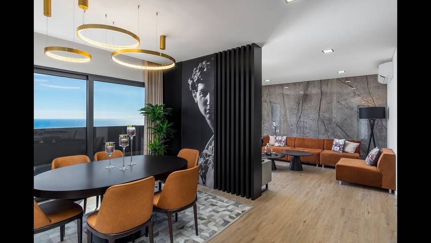 Casa de férias para 6 pessoas, com vista para o mar e jardim e ainda piscina em Madeira