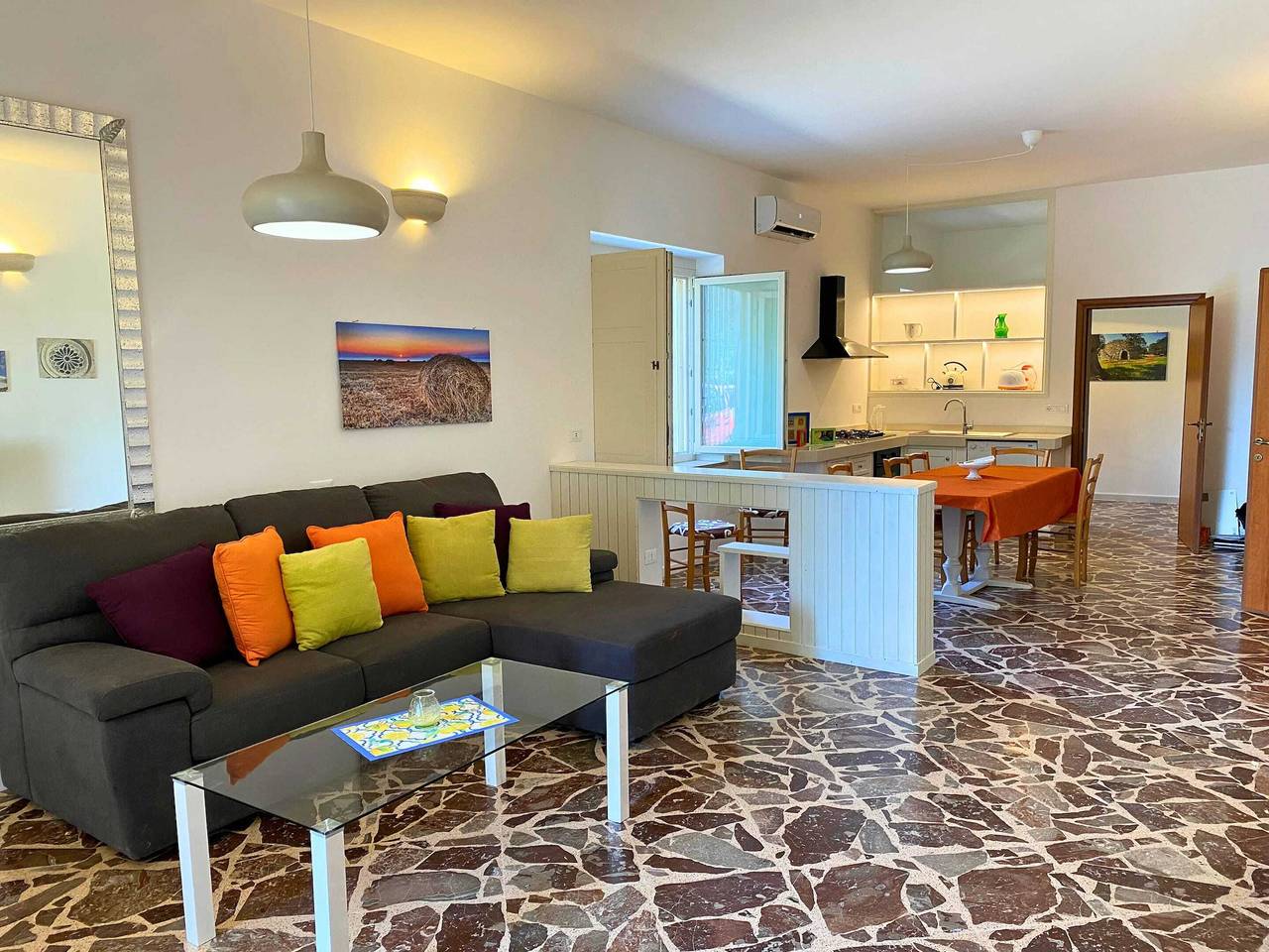 Charming House near the Sea in Torre Pali. in Torre Pali, Salve