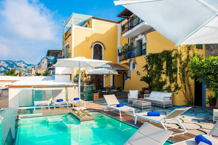 Vacation rental for 10 people, with Balcony and Terrace in Positano