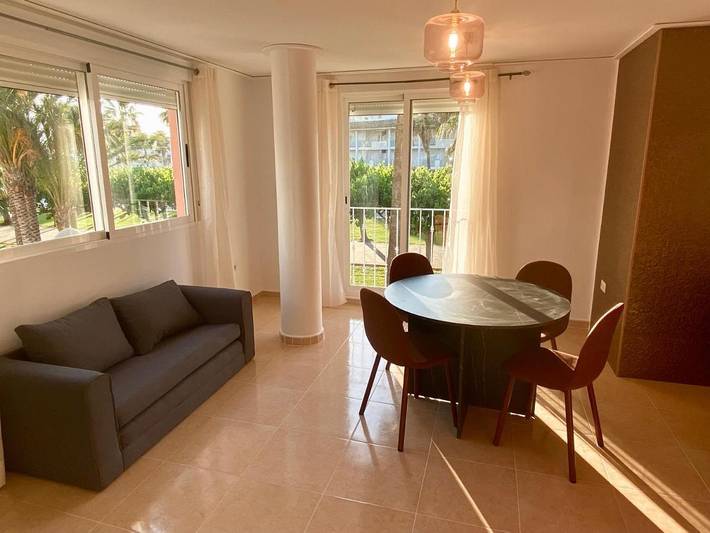 Apartamento para 4 personas, con jardín en Torrenostra