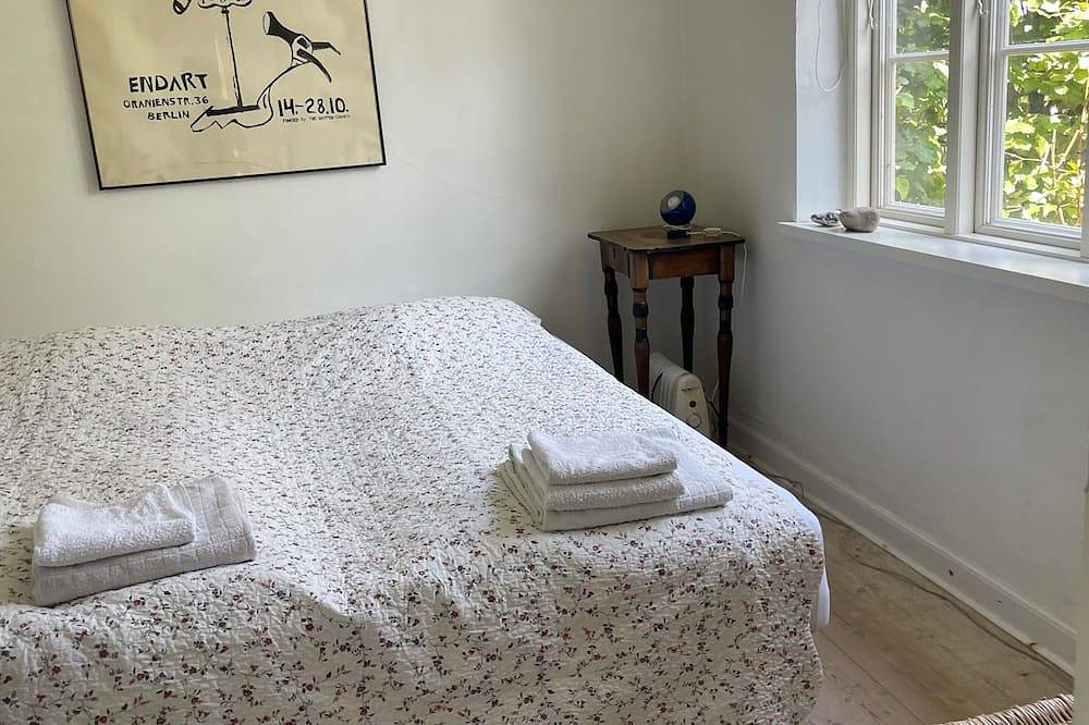 Møn, Denmark - Farmhouse in countryside, 1km from forest & beach in Hårbølle, Swedish Baltic Sea