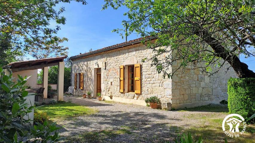 Gîte pour 6 personnes, avec terrasse dans Castanet (Tarn)