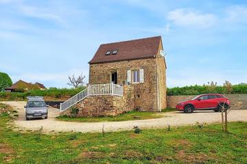Location de vacances pour 5 personnes, avec jardin à Loupiac (Lot)