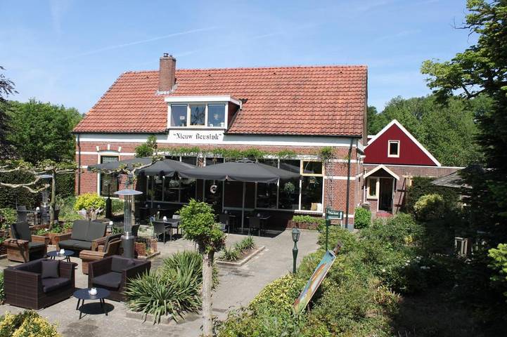 Hotel für 2 Personen, mit Terrasse und Garten sowie Ausblick in Winterswijk