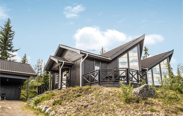 Luxus-Ferienhaus für 10 Personen, mit Terrasse und Garten in Norwegen