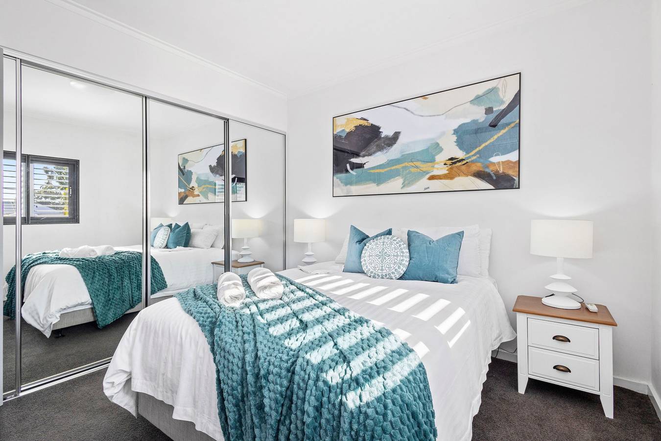 Entire apartment, Beaufort Street 1Bdr + Parking    in Perth, Western Australia