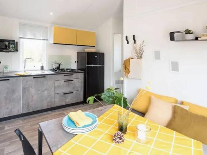 Camping Belle Etoile - Mobilhome 4 personnes - Confort Terrasse in Gouville-sur-Mer, Région de Coutances