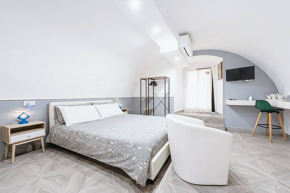 Apartamento entero, Bed and Breakfast 'Apartamento - Orquídea Celeste' con vistas al mar, Wi-Fi y aire acondicionado in Manfredonia, Gargano