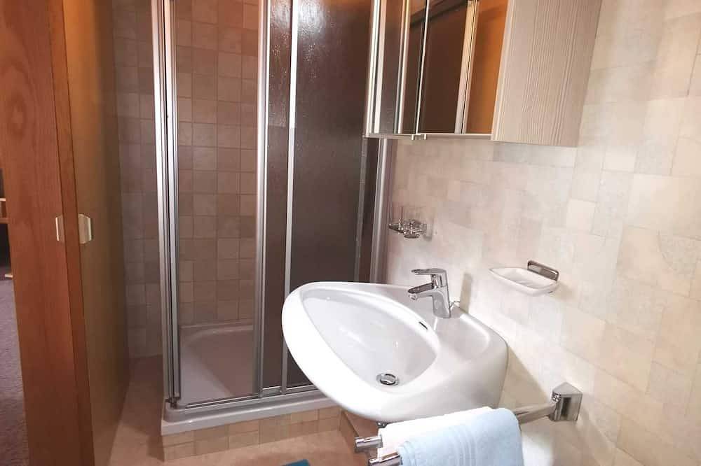 Geheel appartement, Tweepersoonskamer zonder balkon - Pension Tannheim - Familie Kleiner in Tannheim, Allgäuer Alpen (Oostenrijk)