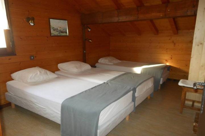 Beau chalet 10 pers. à 20m des pistes, parking privé in Le Grand-Bornand, Région d'Annecy