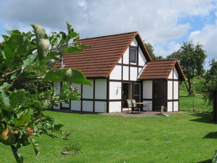 Ferienhaus Scout 60 im Feriendorf Altes Land - Ferienhaus 291 Scout 60qm für max. 5 Personen mit Haustier in Hollern-Twielenfleth, Landkreis Stade