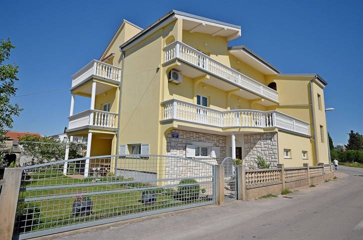 Studio für 2 Personen, mit Terrasse in Vodice