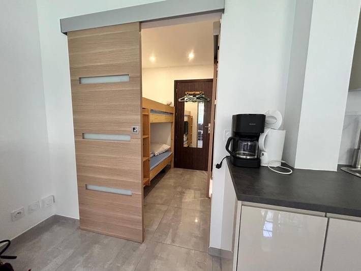 Gîte pour 4 personnes, animaux acceptés dans Plage Beau Rivage Saint Raphael - 3