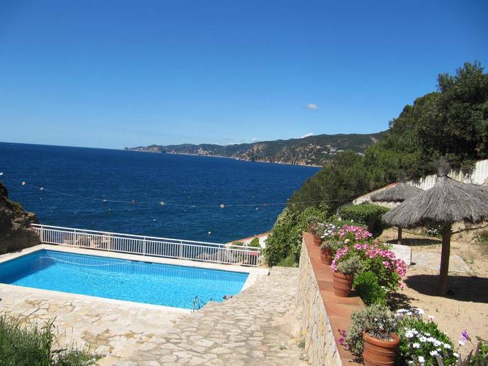Ferienwohnung für 2 Personen, mit Meerblick und Terrasse sowie Pool in Sant Feliu de Guíxols