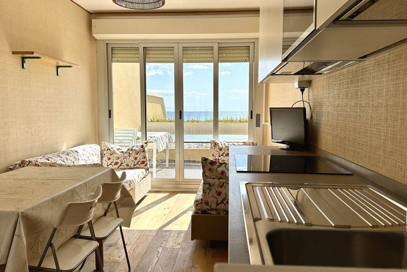 Apartamento entero,  Se085 - Senigallia, new two-room apartment facing the sea at the ''Pyramids'' in Senigallia, Senigallia (Municipality)