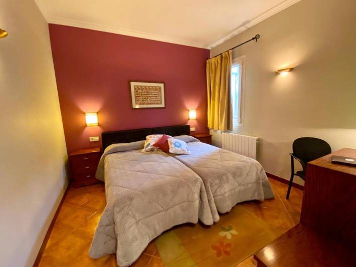 Hôtel pour 2 personnes, avec balcon et vue, adapté aux familles à Cervera (Catalogne) - 2