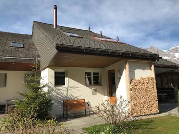 Gîte pour 4 personnes, avec jardin à Engelberg