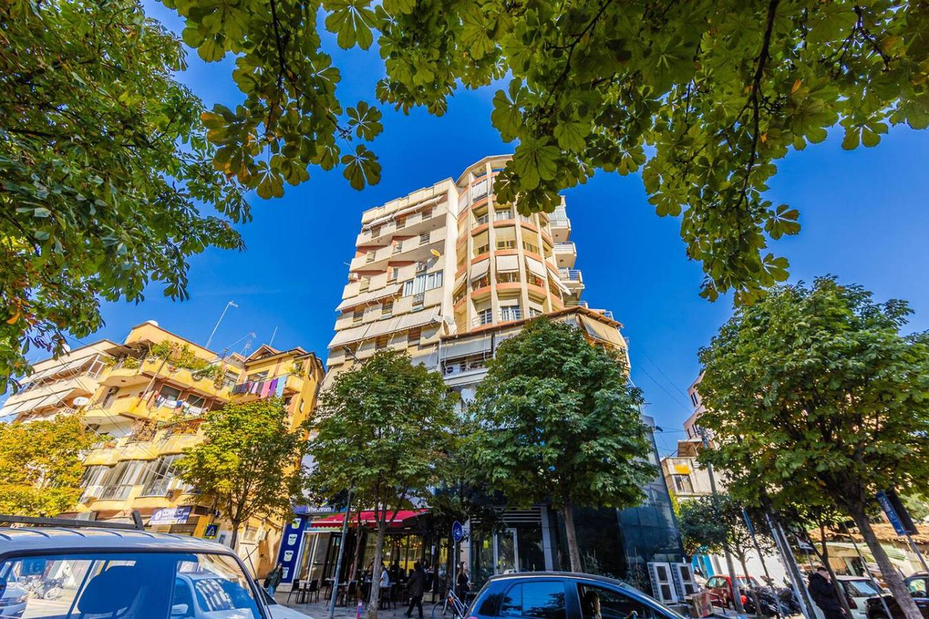 Ganze Wohnung, Spacious Stay in the Heart of Tirana in Tiranë, Albanien