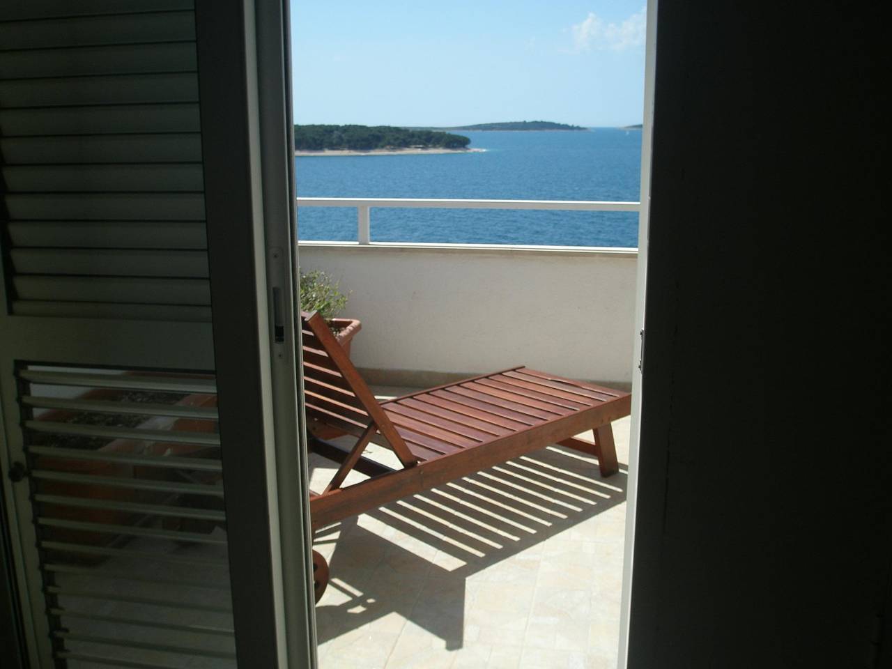 Ganze Wohnung, 1-Zimmer-Ferienwohnung mit Terrasse und Meerblick Primosten A-15704-e in Primošten, Šibenik-Knin