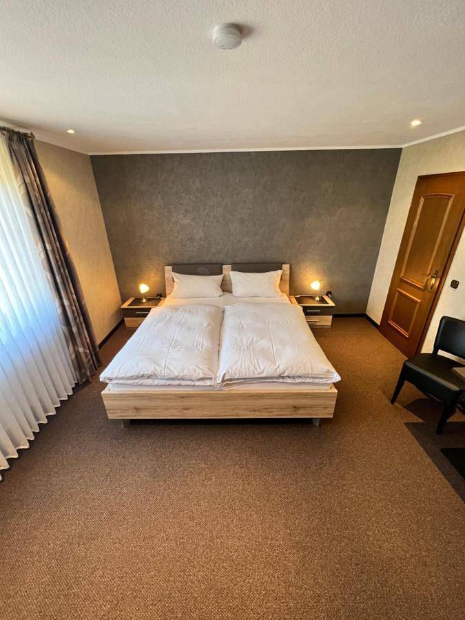 Gîte pour 2 personnes, avec jardin à Nürburg - 2