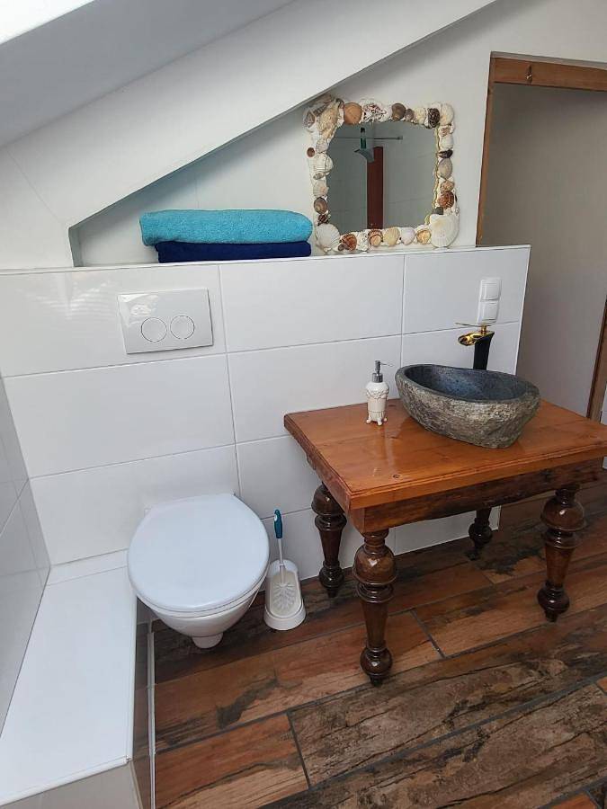 Ganze Wohnung, One-Bedroom Apartment in Mittelhof, Altenkirchen & Umgebung