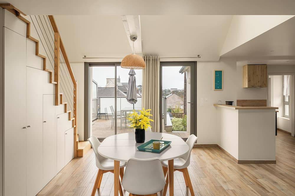 Appartement entier, \"Côté Ciel - Cancale\" - Gîte Standing - Proche Centre et Port - 4 personnes in Cancale, Baie du Mont-Saint-Michel