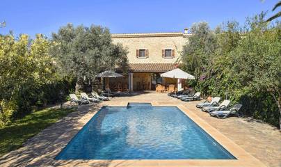 Villa in Búger, Majorca Center für 12 
