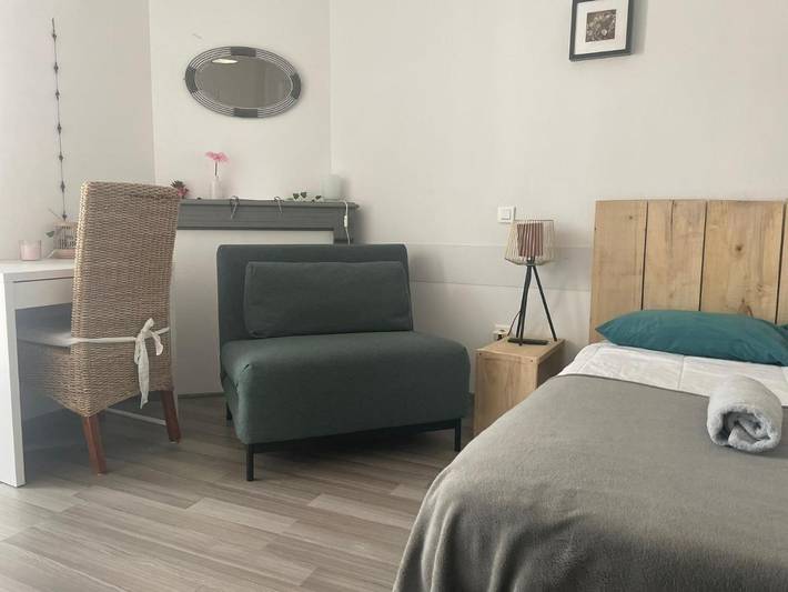 Location de vacances pour 5 personnes, avec Balcon ainsi que Terrasse et Jardin à Livinhac-le-Haut - 2