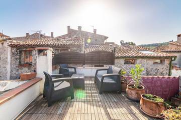 Gîte pour 11 personnes, avec terrasse et jardin à Marquixanes