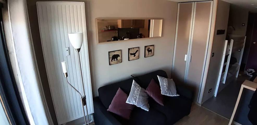 Gîte pour 4 personnes, avec vue et balcon dans Office de Tourisme de l'Alpe d'Huez - 3