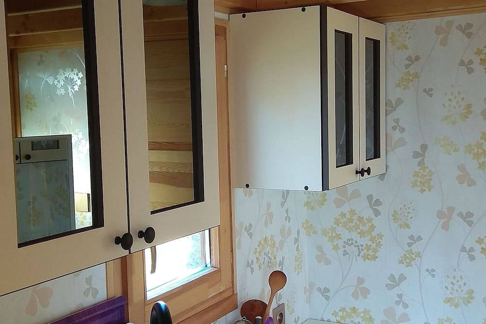 An original Tiny House with Wifi and Ac in enchanting Pátka in Pátka, Székesfehérvári járás