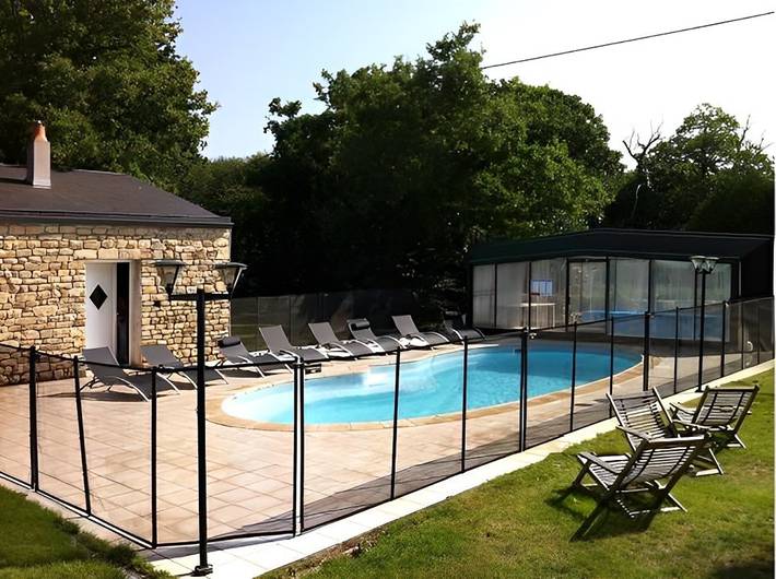 Gîte pour 30 personnes, avec jardin ainsi que piscine et terrasse à Sainte-Hélène (France) - 2