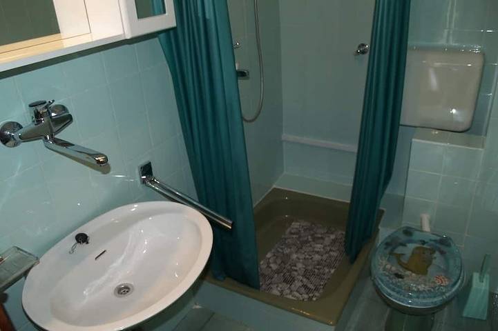 Appartement entier, Appartement d'une chambre avec la terrasse et la vue sur le mer Preko, Ugljan in Preko, Île d'Ugljan