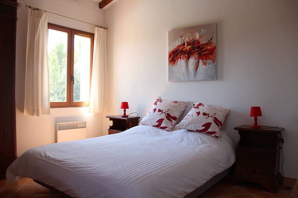 Charming Villa (10 Pers) Mit Schwimmbad - Aussergewöhnlicher Blick in Besse-sur-Issole, Brignoles Region