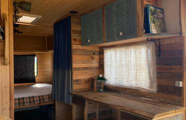 Gîte pour 4 personnes, avec vue et jardin à Beyssenac
