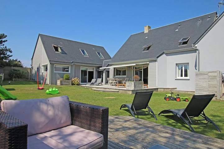 Gîte pour 14 personnes, avec jardin