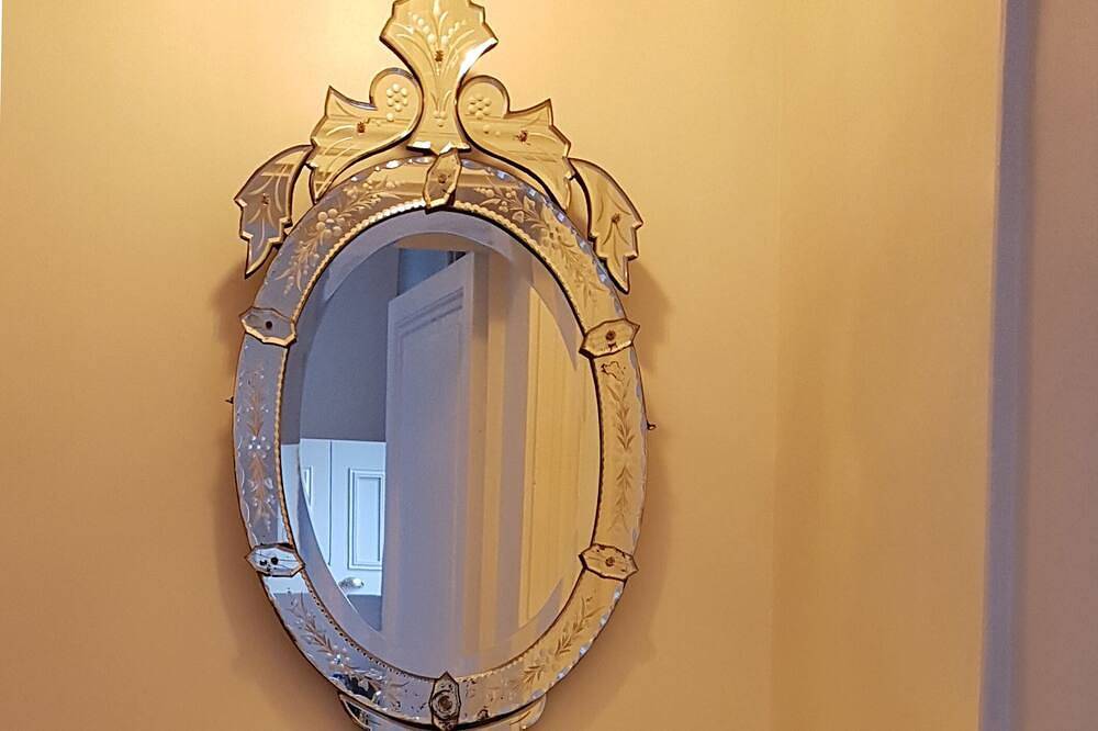 La Suite Rose du Château de Bonneau in Suèvres, Région de Blois