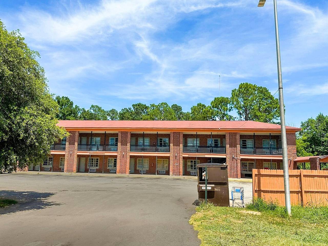 2 Cama Queen Fumar in Albany (GA), Condado de Dougherty