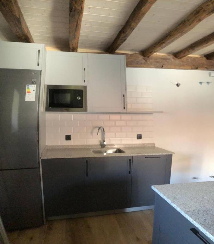 Location de vacances pour 10 personnes, avec jardin à Erro - 4