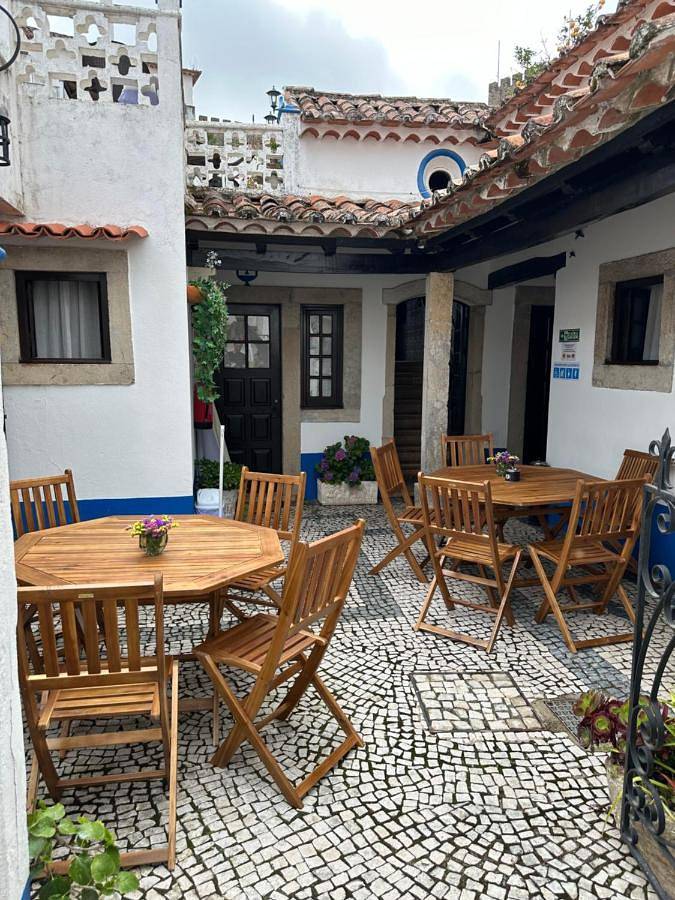 Double Room with Private Bathroom in Óbidos, Leiria distrito
