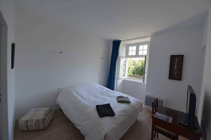 Location de vacances pour 6 personnes, avec jardin et terrasse, animaux acceptés à Salles-sur-Mer - 4