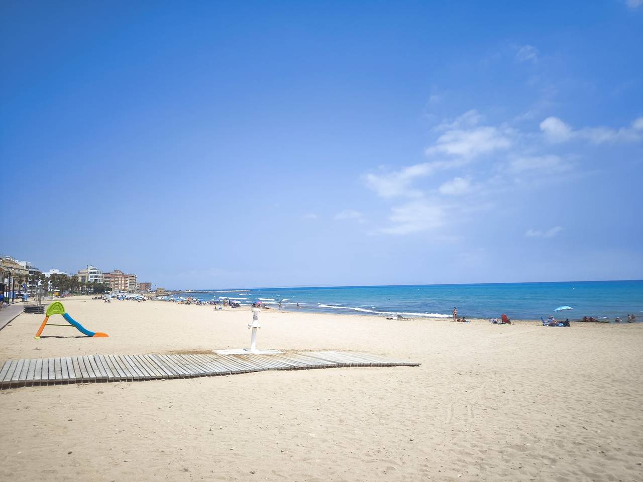 Apartamento entero, Bungalow adosado a orillas del mar en La Mata in Torrevieja, Costa Blanca