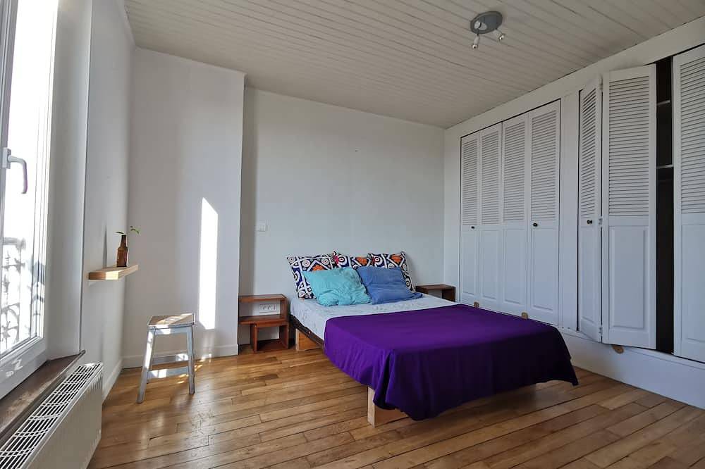 Entire apartment, Grand Duplex Calme et Lumineux - à 2 pas de Paris et Disney in Neuilly-Plaisance, Seine-Saint-Denis
