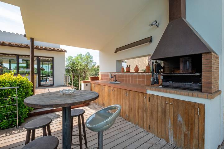 Casa rural para 8 personas, con vistas al mar además de jardín y terraza, Se admiten mascotas en Calella de Palafrugell - 3